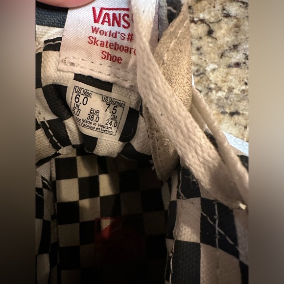 VANS Mid Top Skateboarding Sneaker - Size 6M/7.5W - Picture 8 of 8